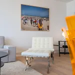 Lecomte - Oceanfront 206 *