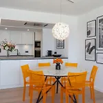 Lecomte - Oceanfront 206 Apartamento *