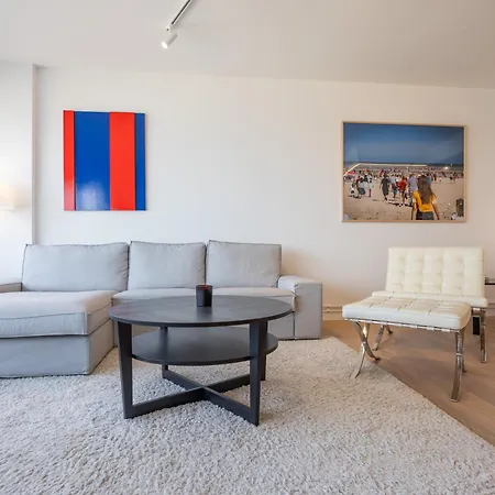 Lecomte - Oceanfront 206 * Ostend