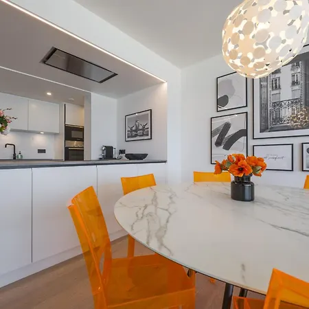 Lecomte - Oceanfront 206 Apartment